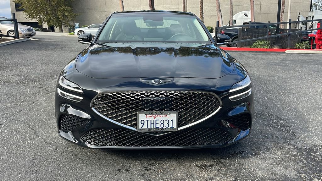 Used 2025 Genesis G70 2.5T image 3