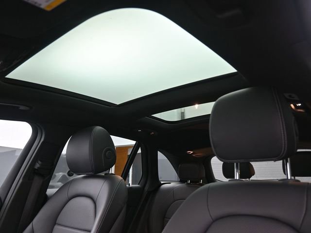 Certified 2022 Mercedes-Benz GLC 300 image 23