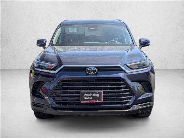 Used 2025 Toyota Grand Highlander FWD image 2
