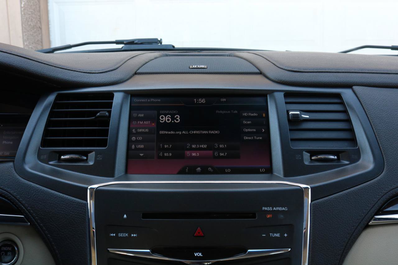 Used 2015 Lincoln MKS AWD w/ Equipment Group 201A image 24