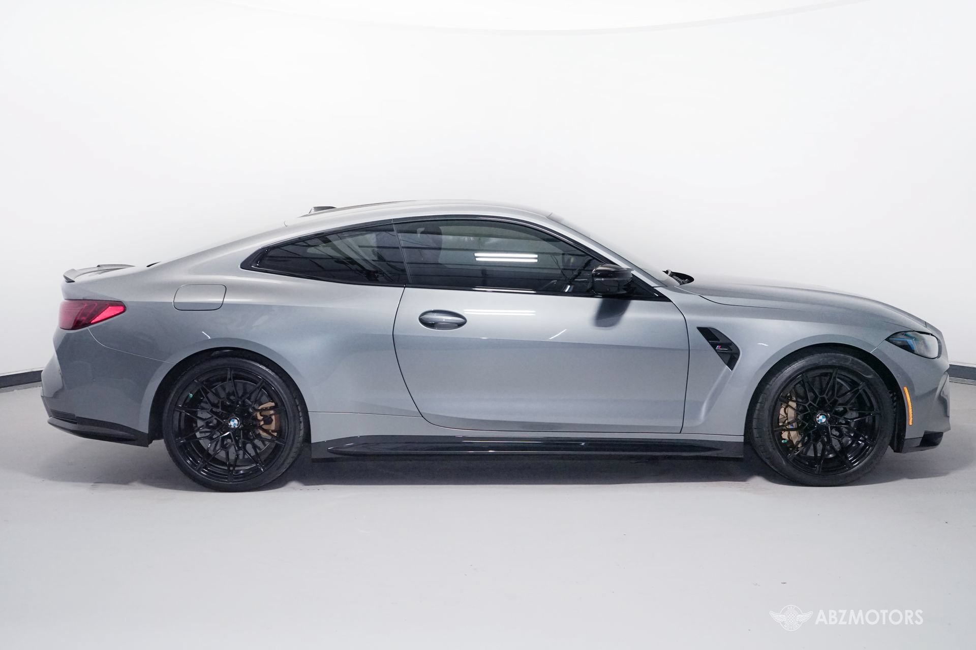 Used 2025 BMW M4 xDrive Competition AWD/4WD image 3
