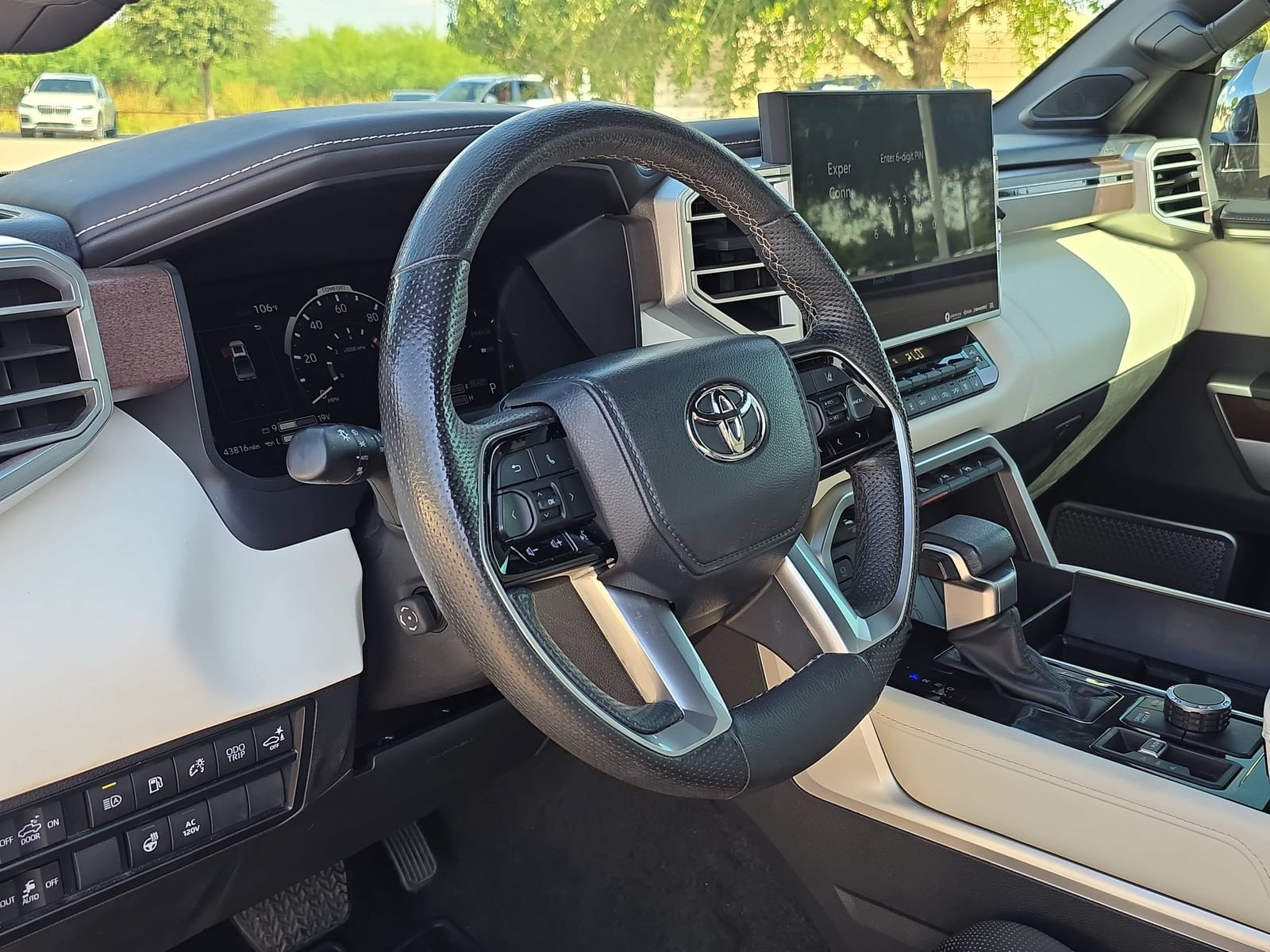 Used 2023 Toyota Tundra Capstone AWD/4WD image 13