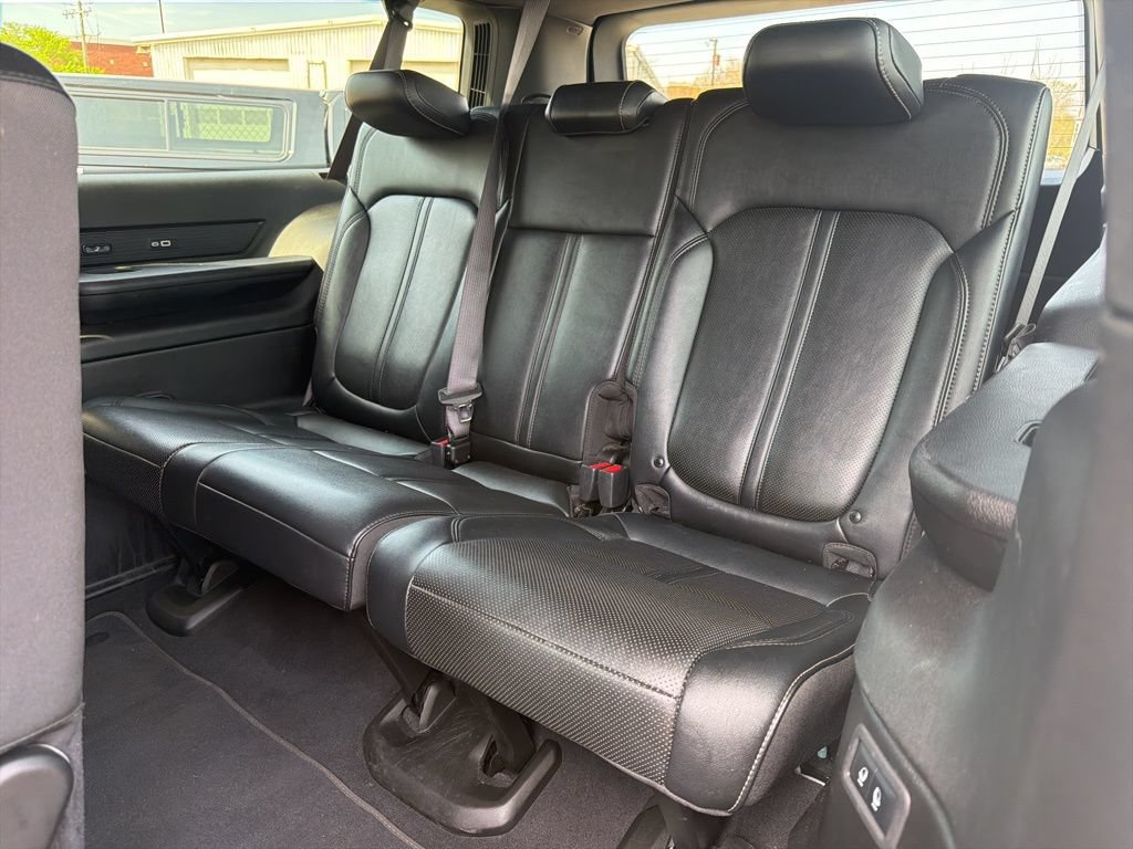 Used 2024 Jeep Wagoneer L Series II w/ Flexible Seating Group AWD/4WD image 26
