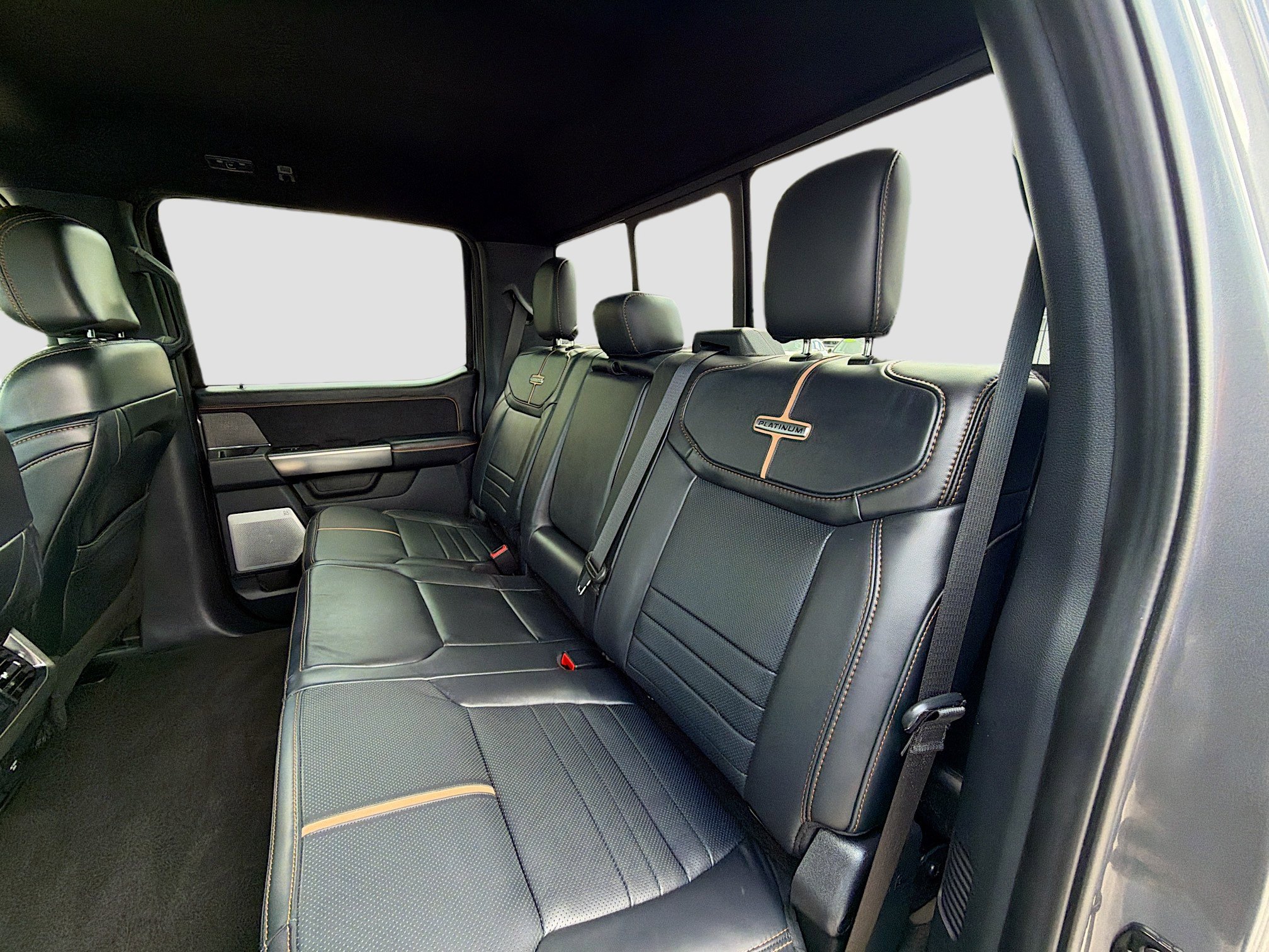 Used 2024 Ford F350 Platinum image 19