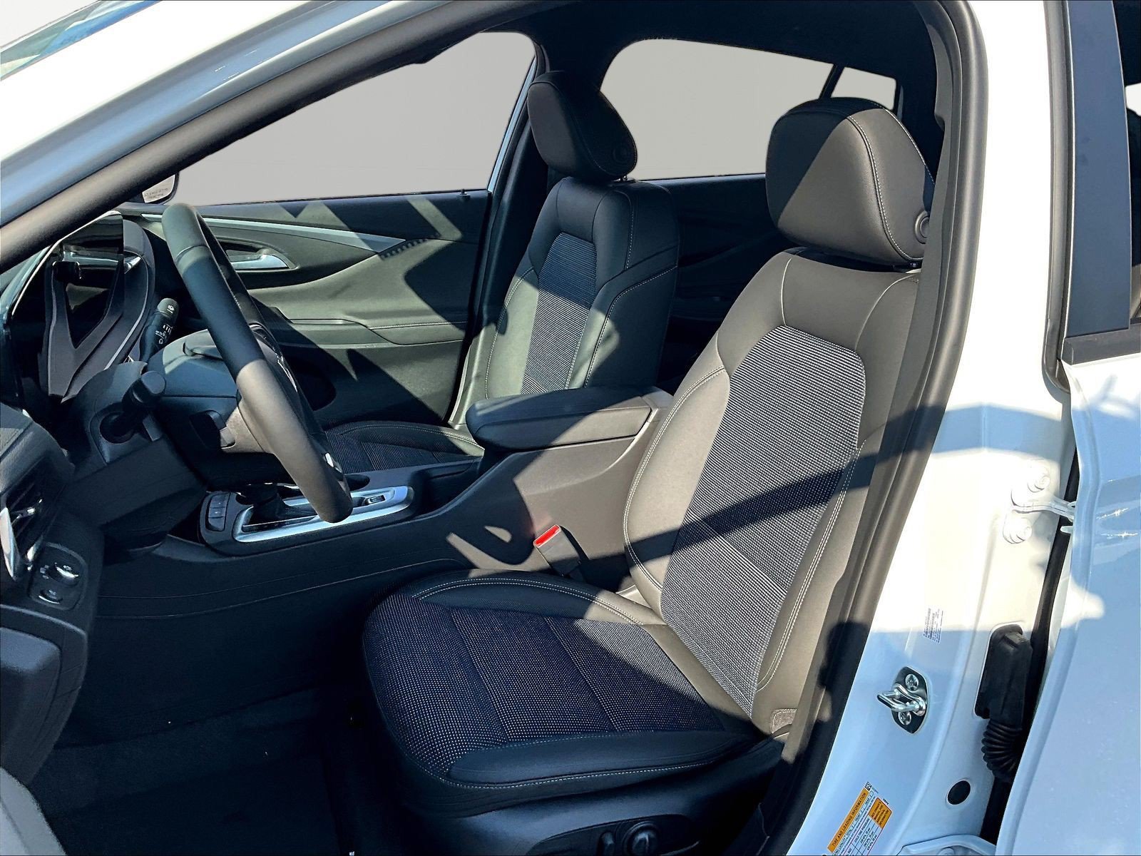 New 2026 Buick Envista Preferred w/ Convenience I Package FWD image 16