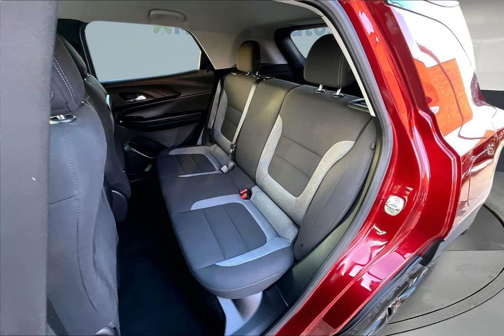 Used 2022 Chevrolet TrailBlazer LT w/ Convenience Package image 20