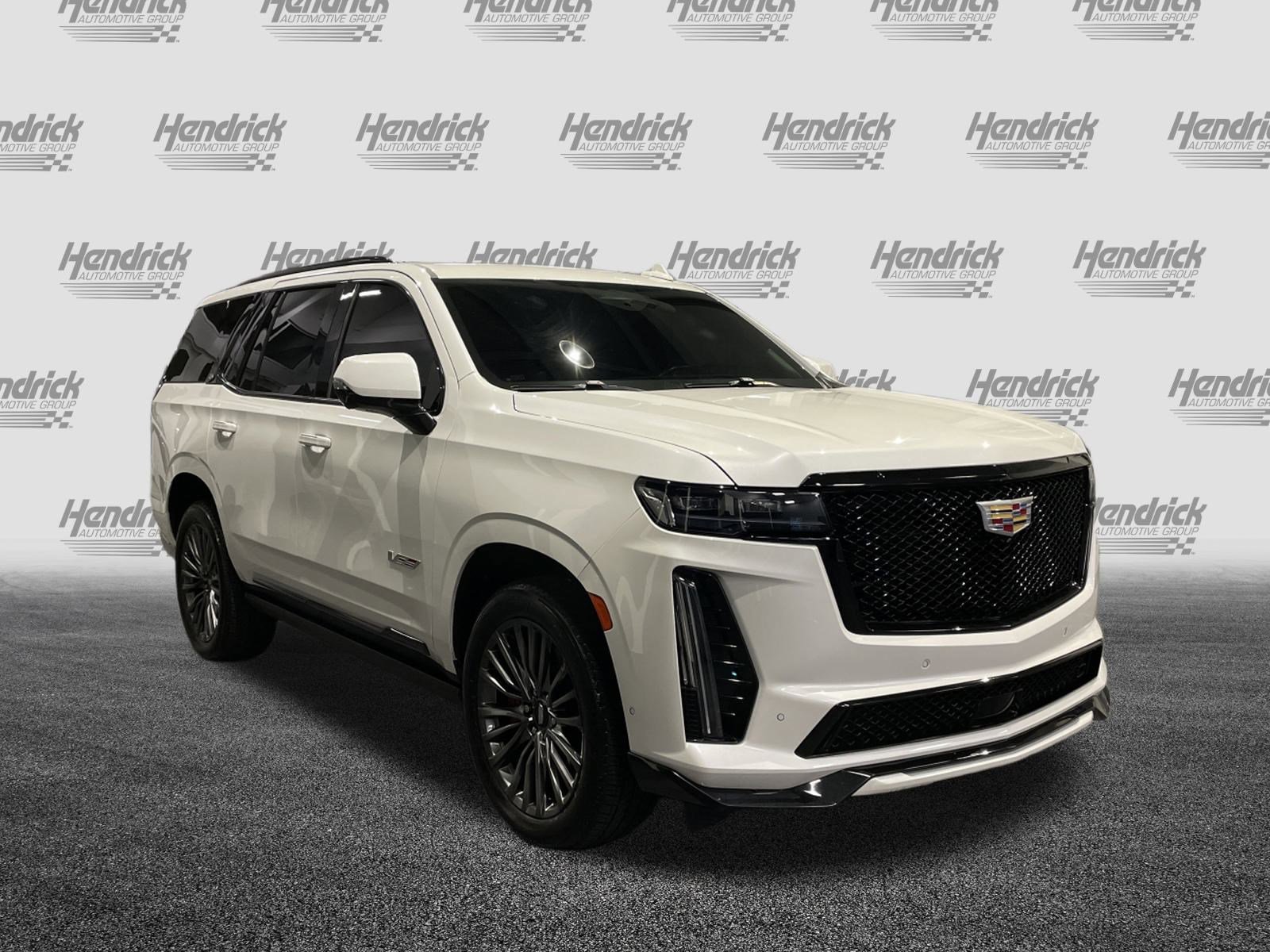 Used 2023 Cadillac Escalade V image 2