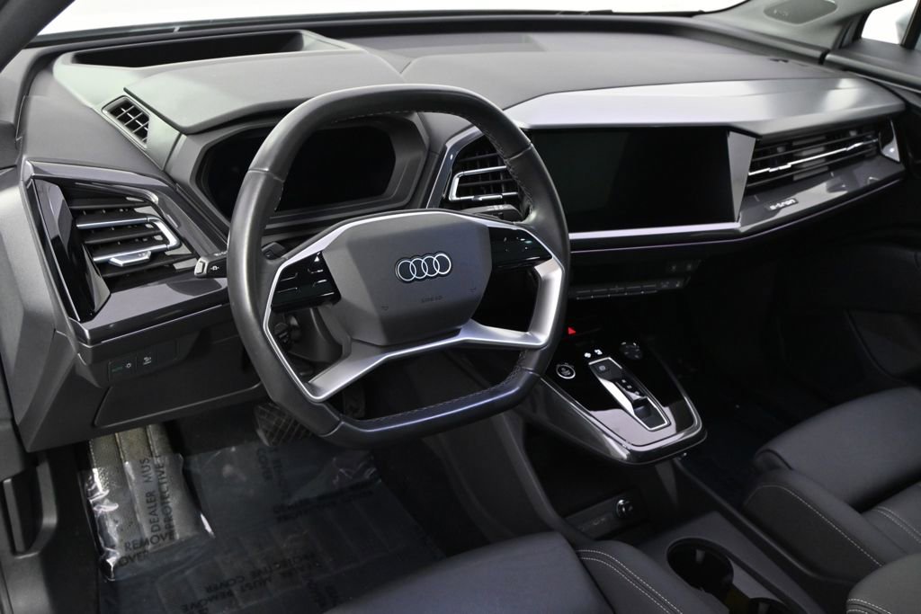 Used 2022 Audi Q4 e-tron Prestige image 12