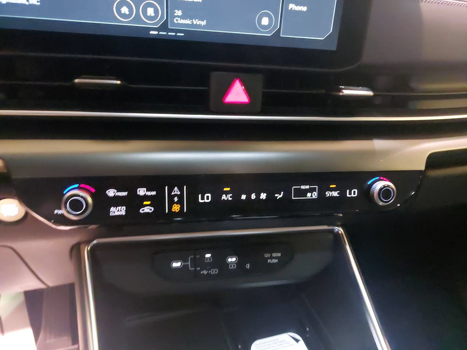 Used 2027 Kia Carnival SX Prestige FWD image 21