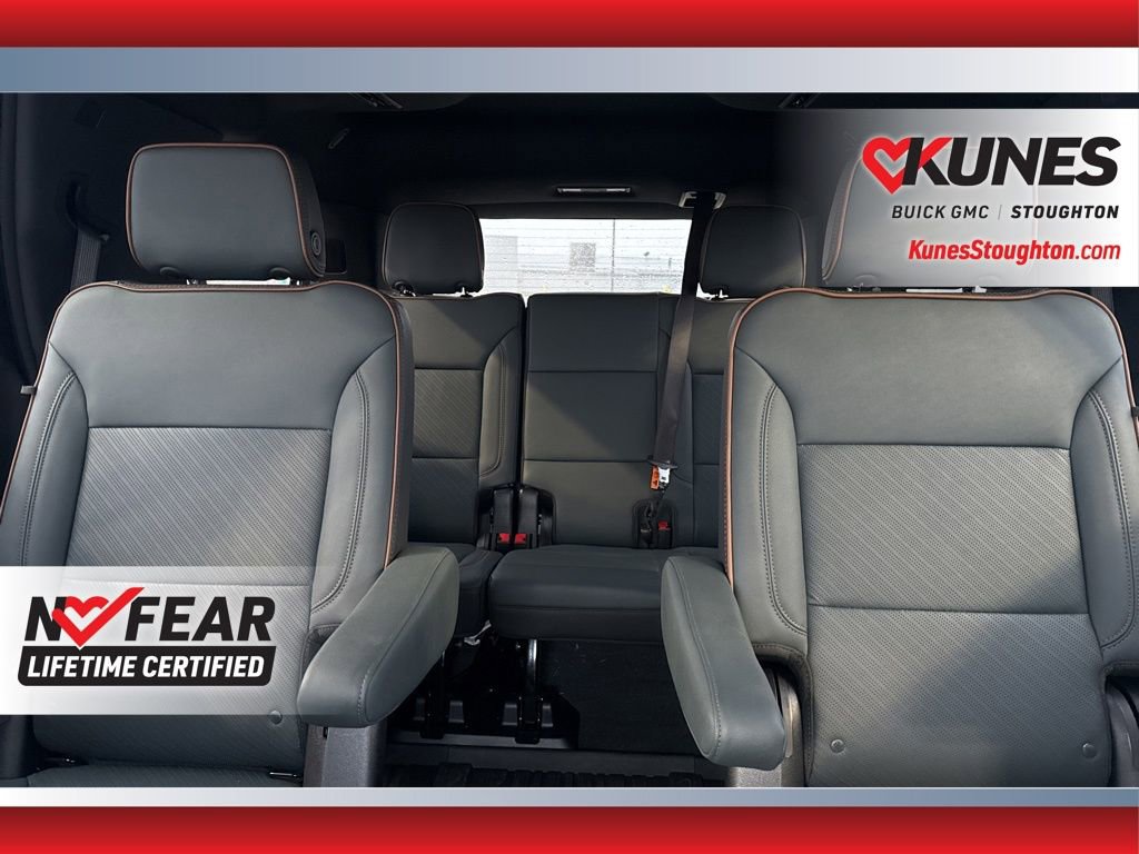 Used 2025 GMC Yukon AT4 image 34
