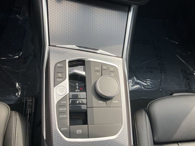 Used 2025 BMW 330i xDrive Sedan w/ Convenience Package AWD/4WD image 22