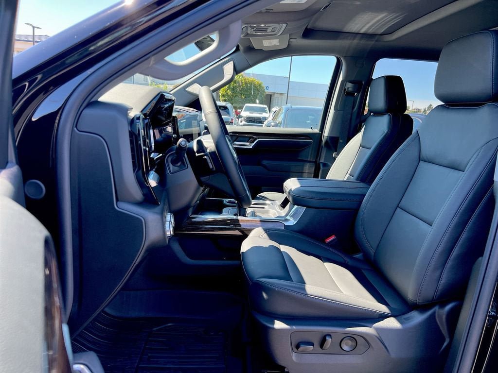 New 2026 GMC Sierra 1500 Elevation w/ Elevation Premium Package AWD/4WD image 36