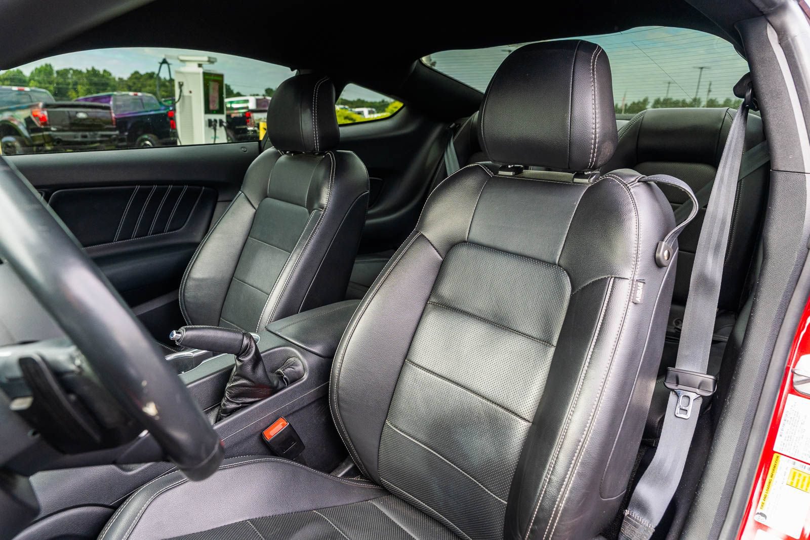 Used 2019 Ford Mustang GT Premium w/ Ford Safe & Smart Package RWD image 18