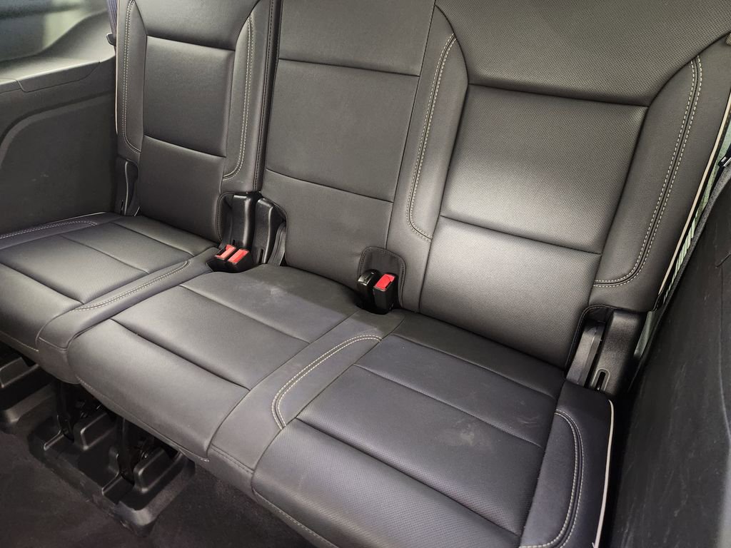Used 2023 Chevrolet Tahoe Premier AWD/4WD image 33