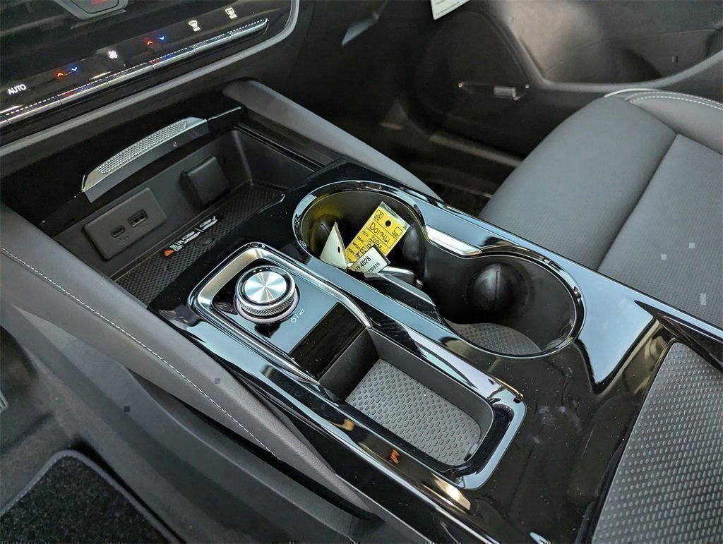 New 2026 Buick Envision Avenir image 17