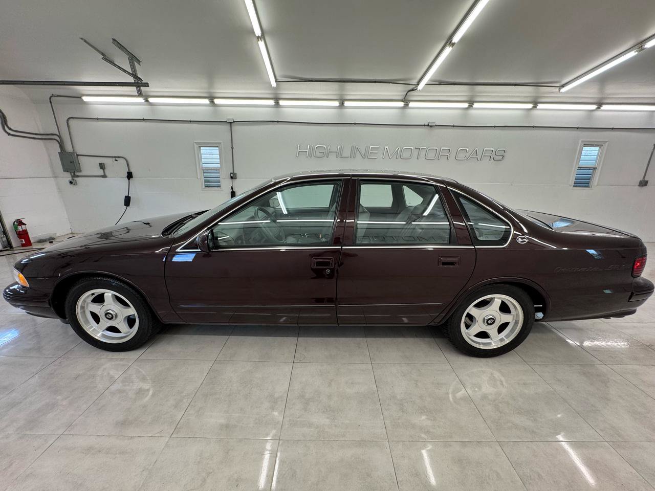 Used 1996 Chevrolet Impala SS RWD image 9