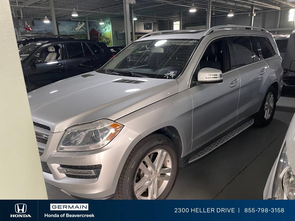 Used 2013 Mercedes-Benz GL 450 4MATIC image 4