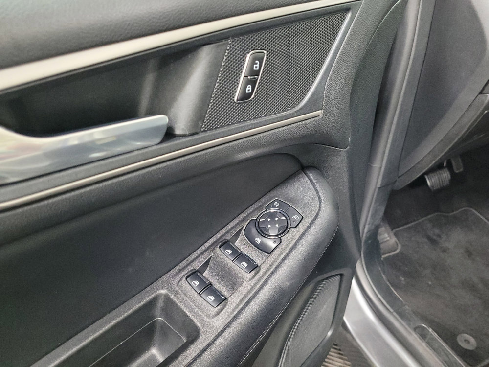 Used 2023 Ford Edge SEL image 27