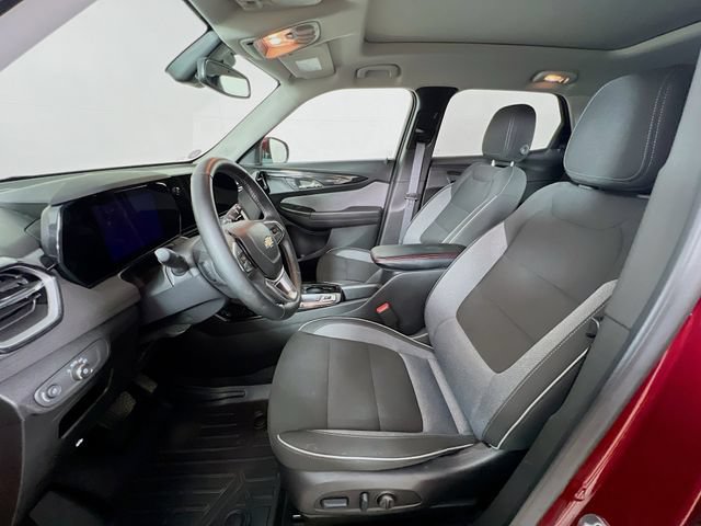 Used 2024 Chevrolet TrailBlazer LT w/ Convenience Package FWD image 10