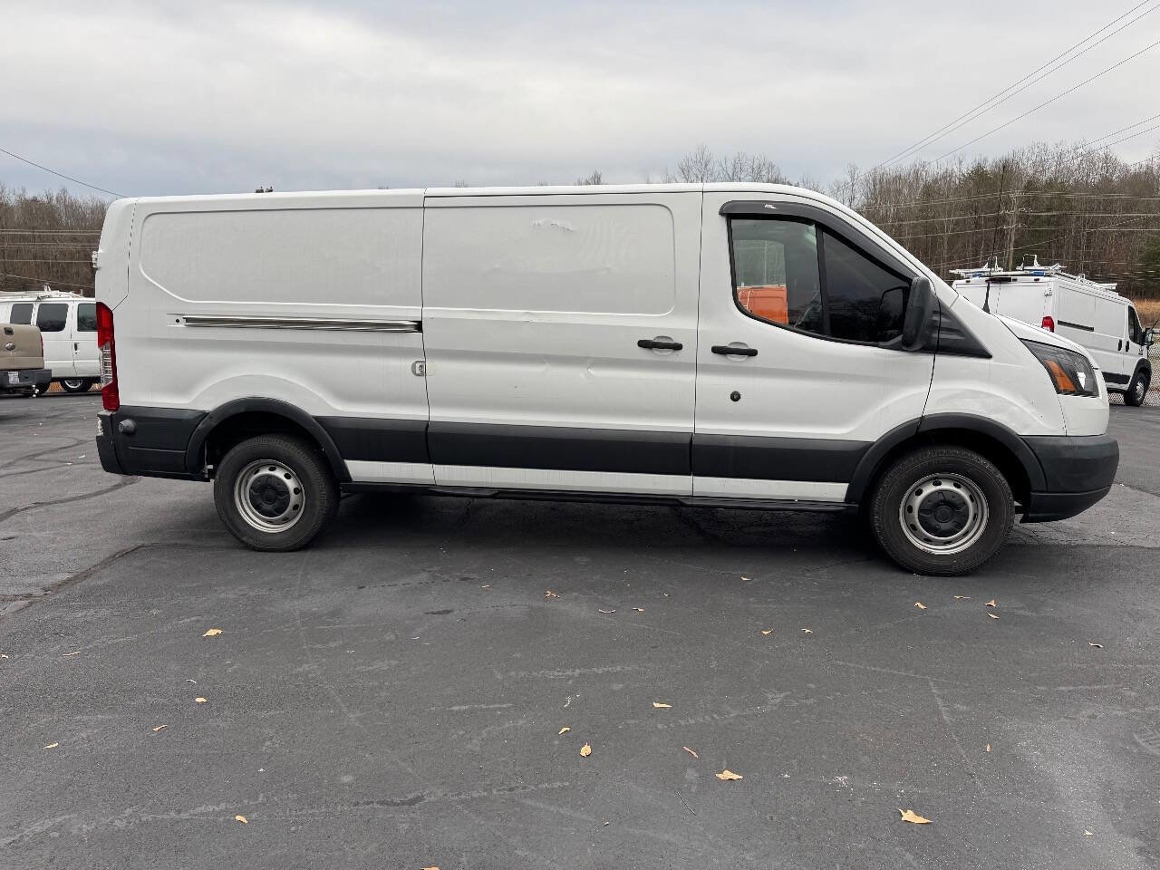 Used 2018 Ford Transit 250 148 Low Roof image 4