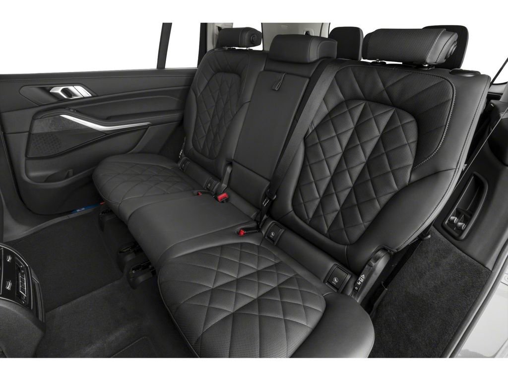 New 2026 BMW X7 xDrive40i w/ Executive Package image 8