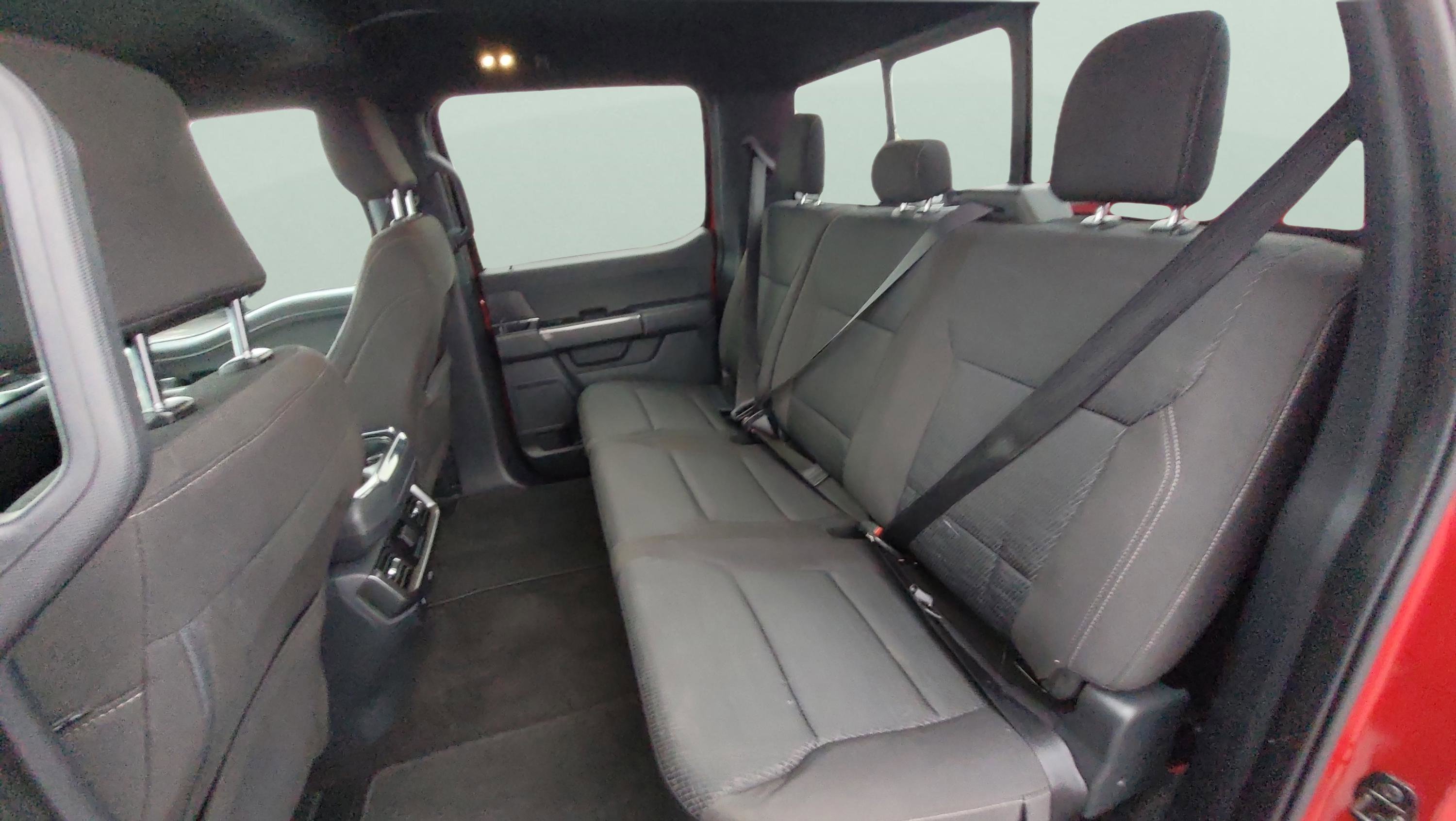 Used 2022 Ford F150 XLT w/ Equipment Group 302A High image 15