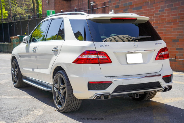 Used 2015 Mercedes-Benz ML 63 AMG 4MATIC image 6