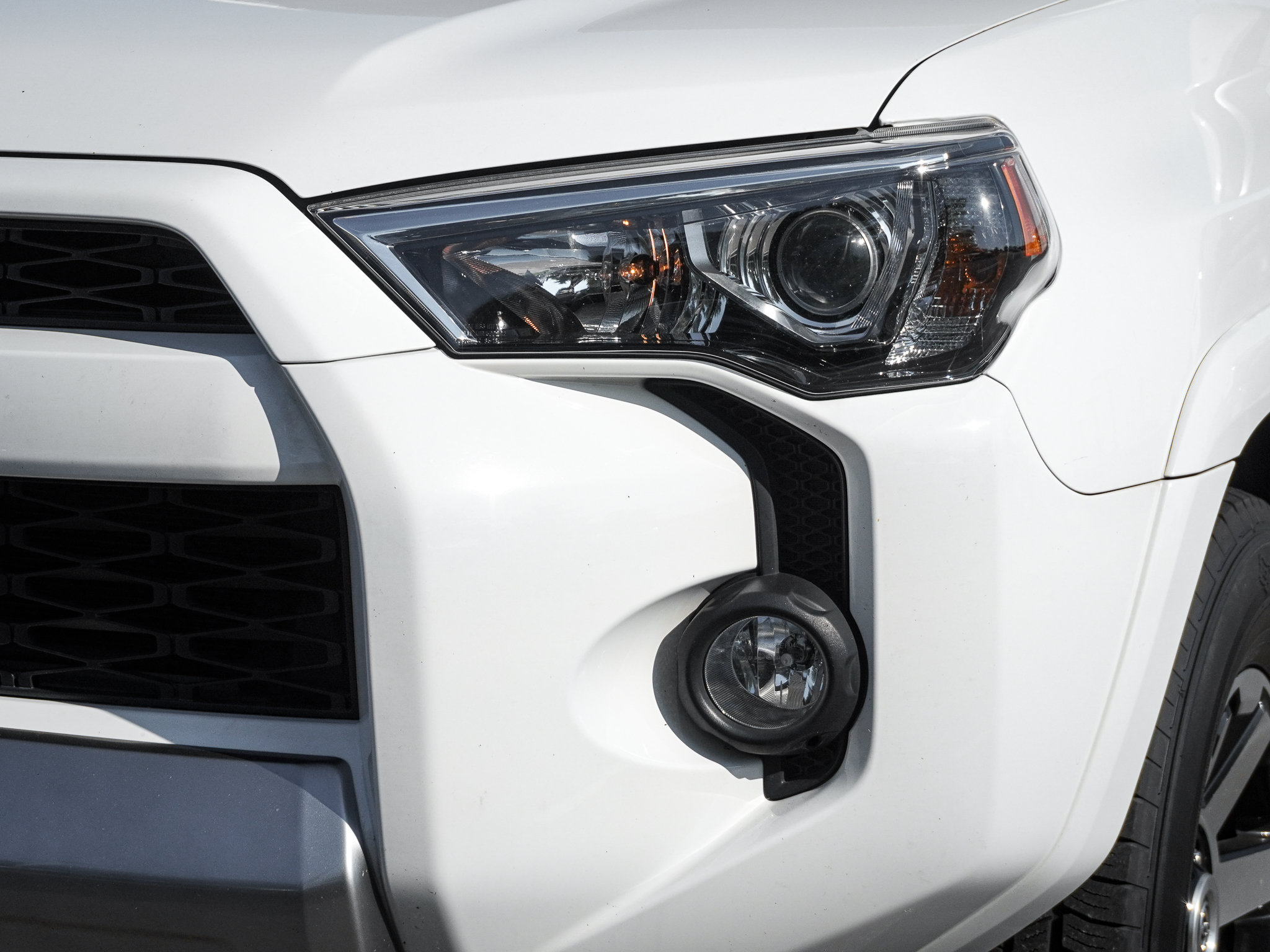 Used 2019 Toyota 4Runner TRD Off-Road AWD/4WD image 6