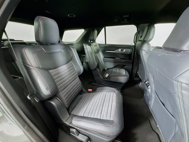 New 2026 Ford Explorer ST-Line image 28