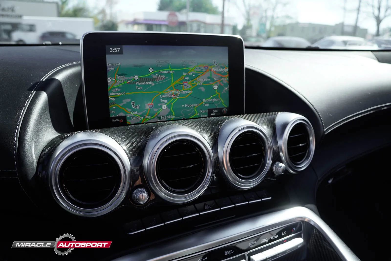 Used 2018 Mercedes-Benz AMG GT Roadster w/ Exclusive Interior Package image 37