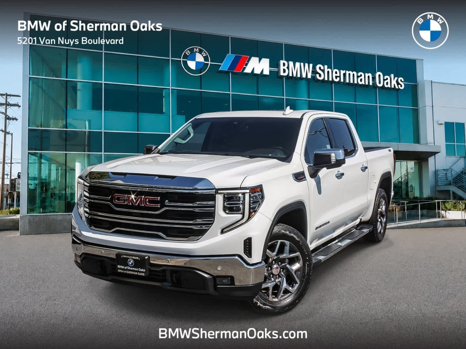 Used 2024 GMC Sierra 1500 SLT w/ SLT Premium Plus Package