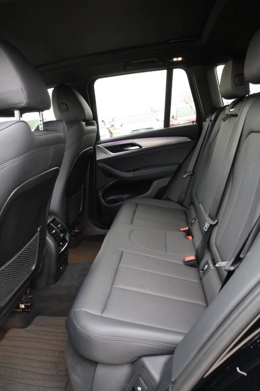 Used 2021 BMW X3 xDrive30i w/ Convenience Package image 17