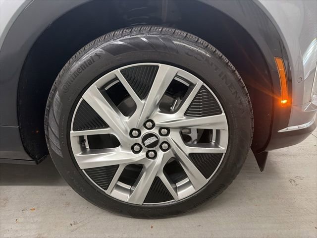 Certified 2025 Cadillac Optiq Luxury 1 w/ LPO, Floor Liner Package image 11