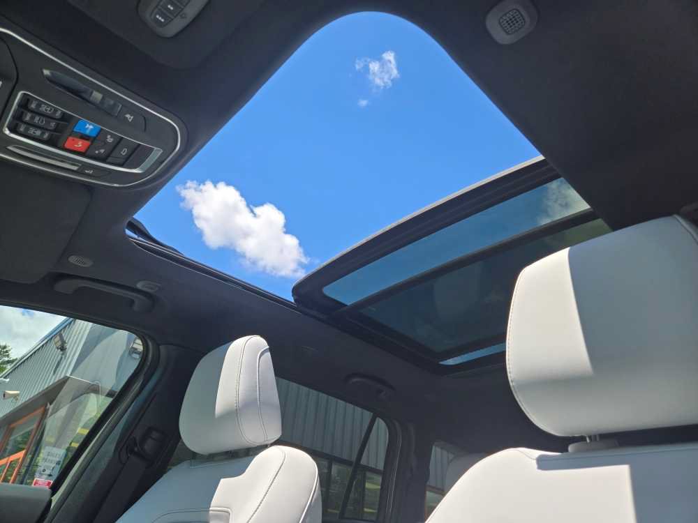 New 2026 Jeep Cherokee Limited AWD/4WD image 25