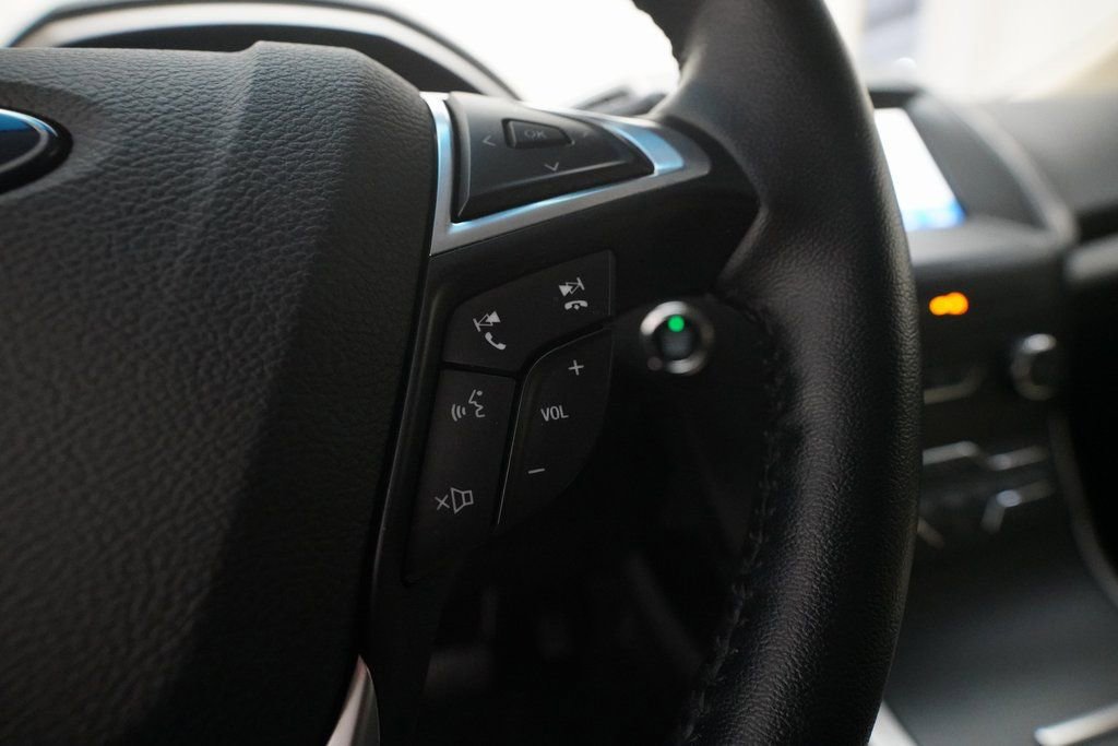 Used 2020 Ford Edge SEL w/ Convenience Package image 21