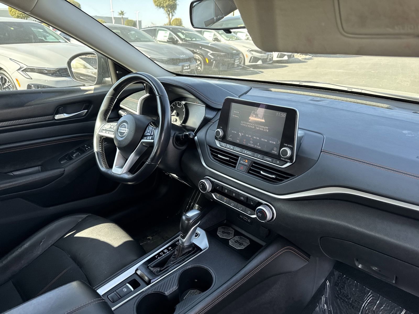 Used 2021 Nissan Altima 2.5 SR w/ SR Premium Package image 23