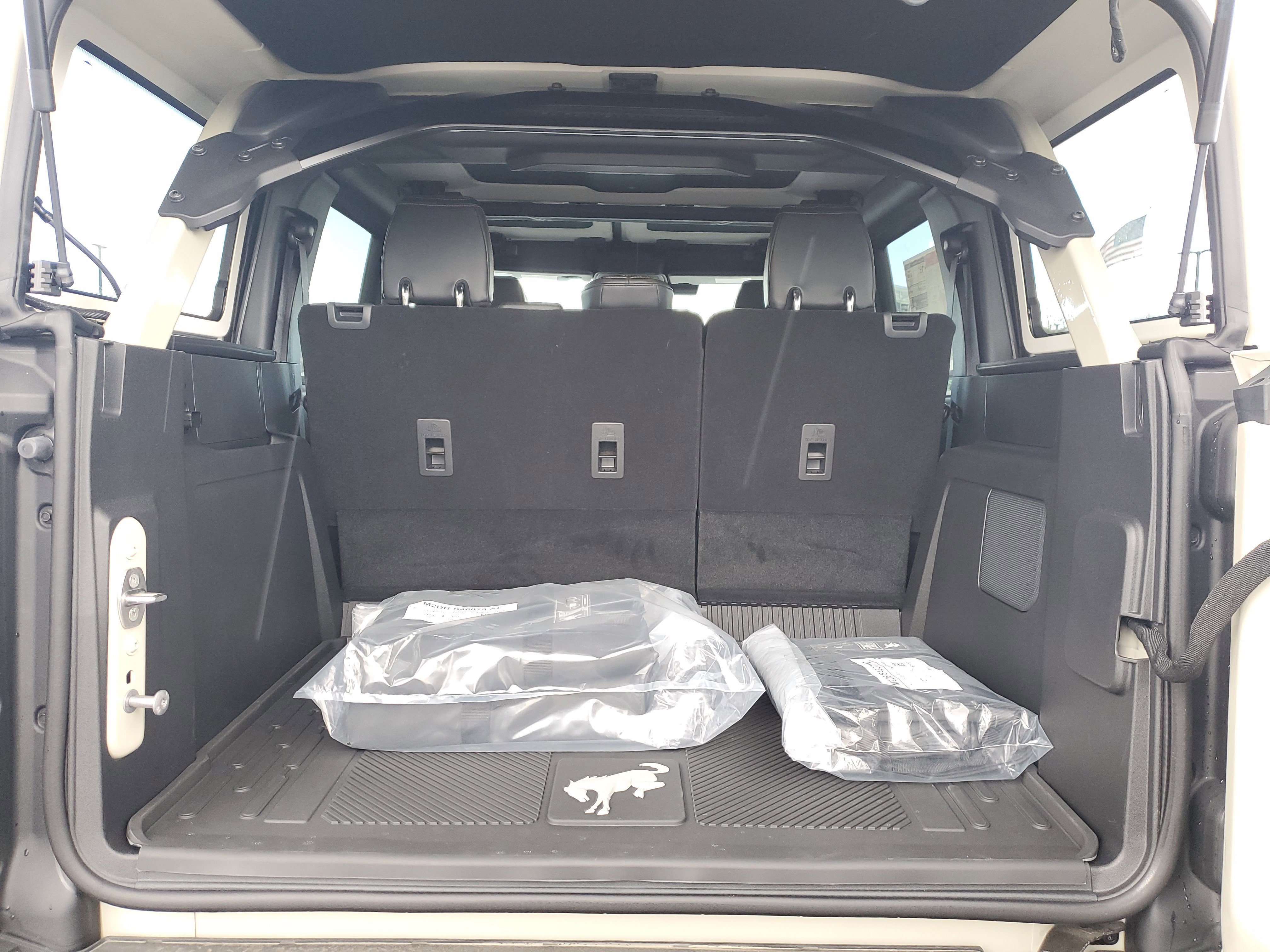 New 2025 Ford Bronco Raptor w/ Interior Carbon Fiber Pack image 7