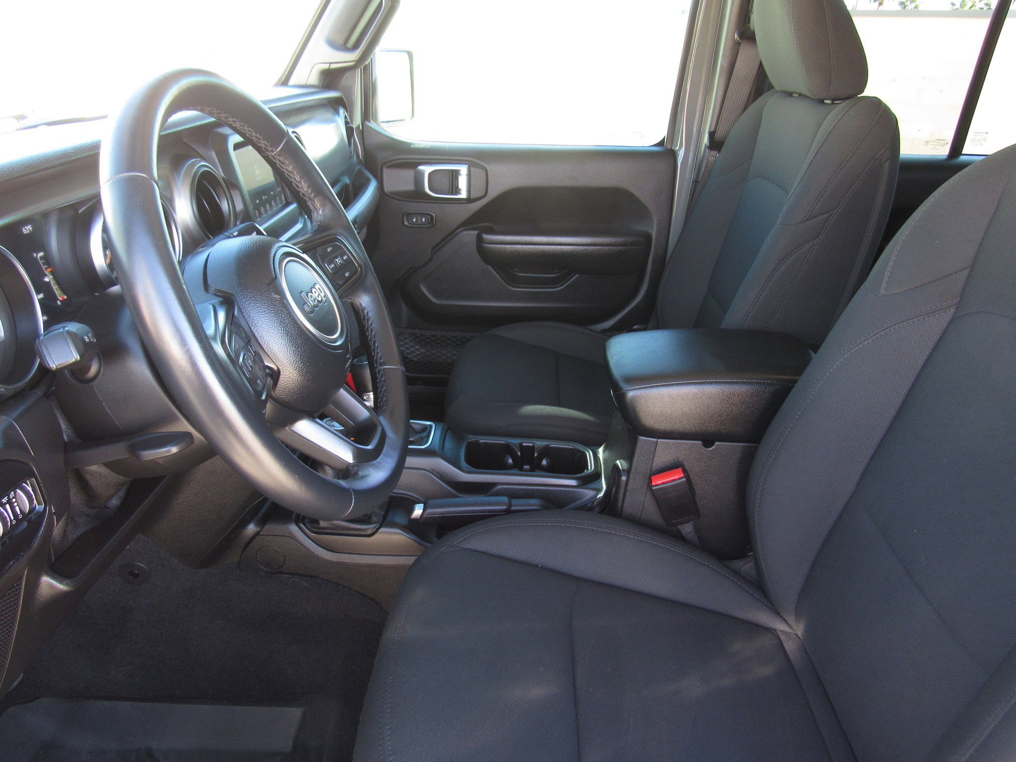 Used 2021 Jeep Gladiator Willys image 14