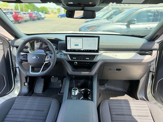 New 2026 Ford Explorer ST-Line AWD/4WD image 2