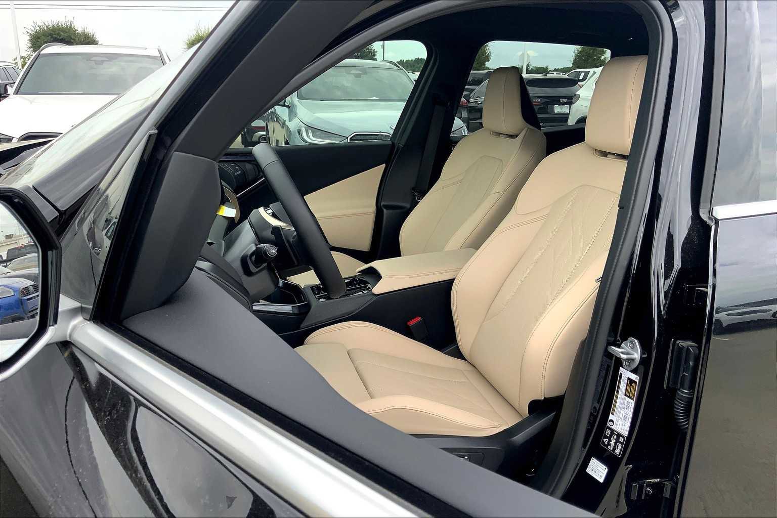 New 2025 BMW X3 xDrive30i w/ Premium Package image 9