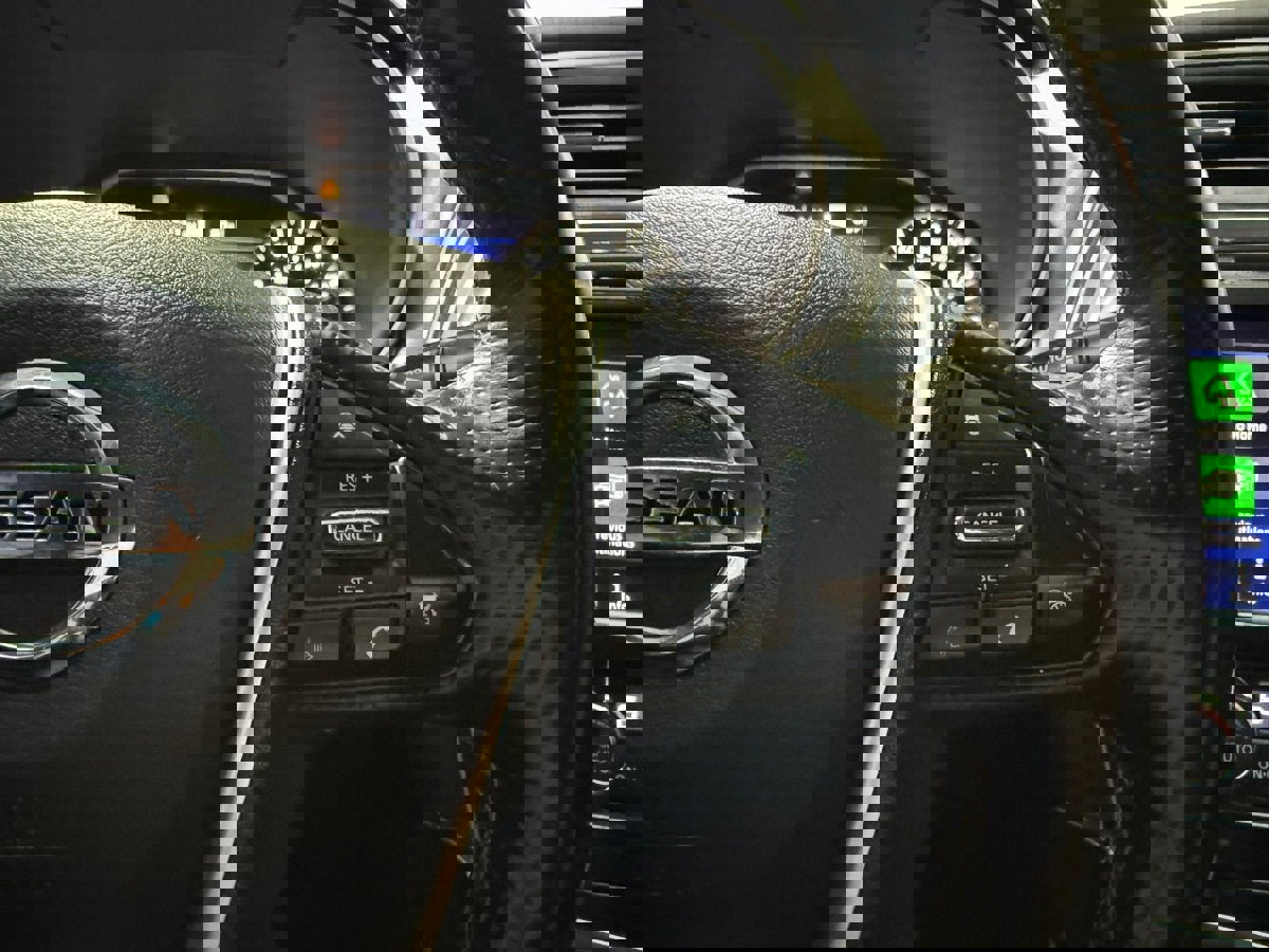 Used 2021 Nissan Maxima Platinum w/ Sport Mat Group image 11