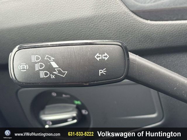 Certified 2023 Volkswagen Tiguan SE R-Line image 21