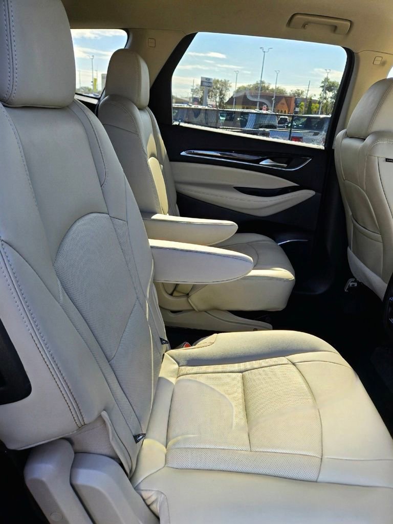 Used 2019 Buick Enclave Essence image 49