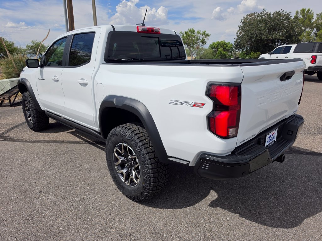 New 2026 Chevrolet Colorado ZR2 w/ Technology Package AWD/4WD image 3