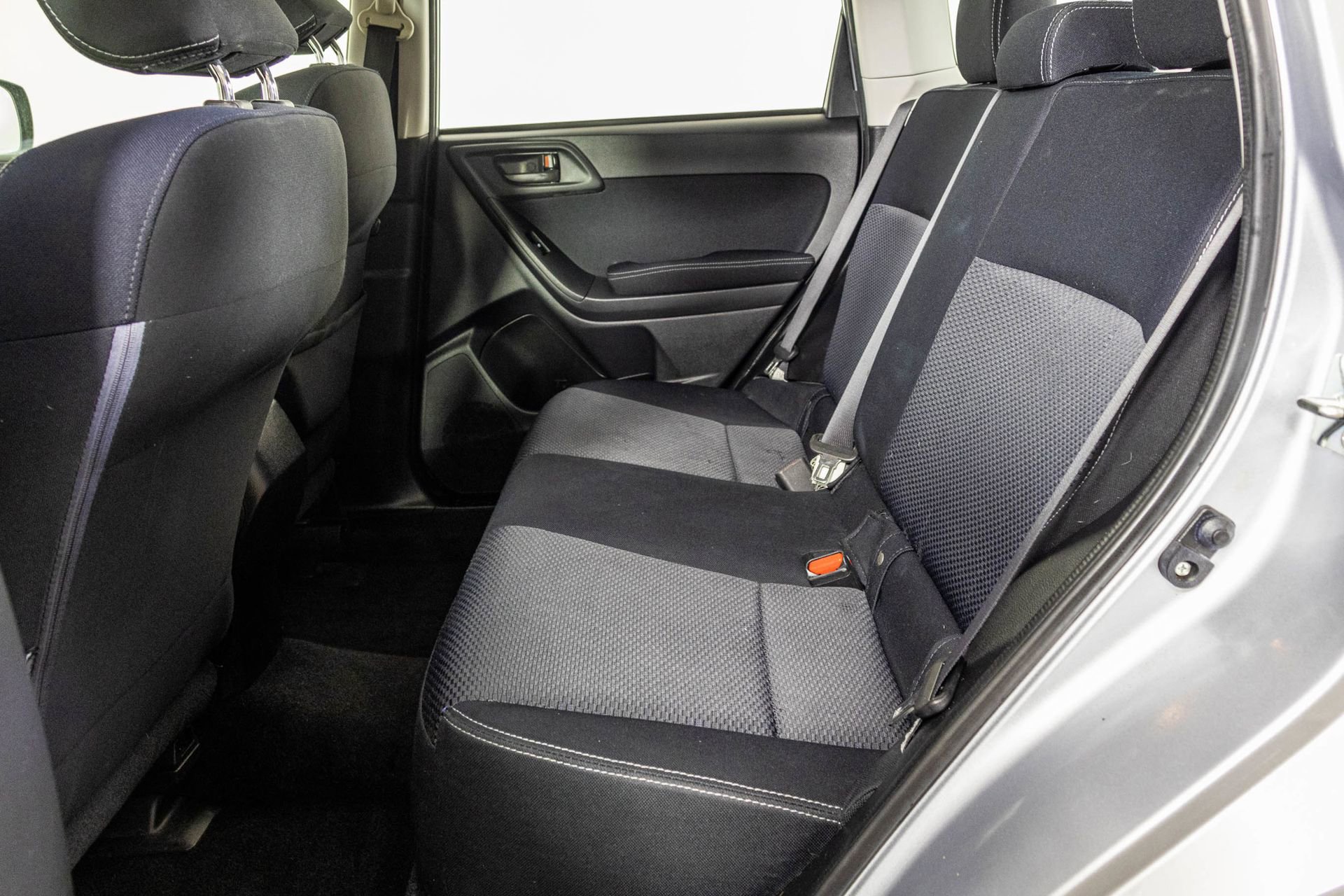 Used 2015 Subaru Forester 2.5i w/ Alloy Wheel Package image 34