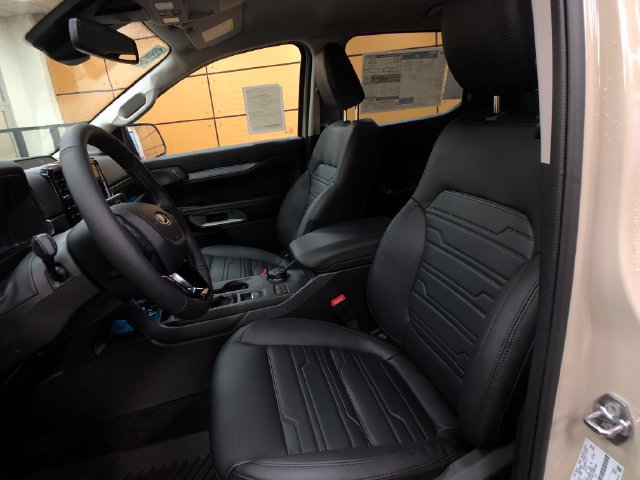 New 2026 Ford Ranger Lariat w/ Black Appearance Package AWD/4WD image 10