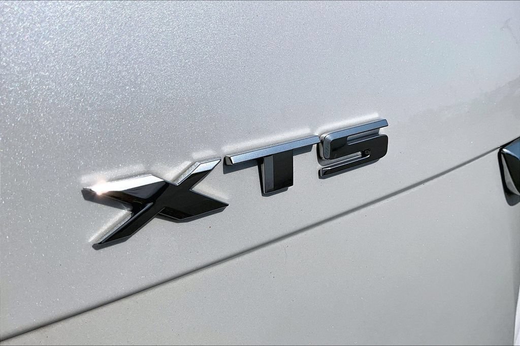 Used 2016 Cadillac XTS Premium FWD image 33