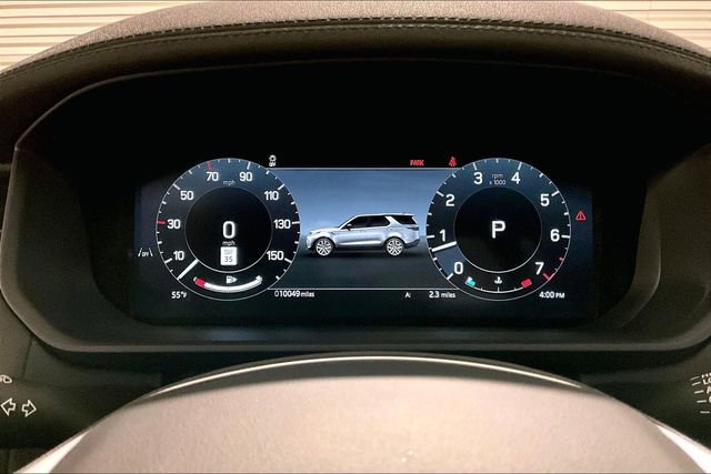 Certified 2025 Land Rover Discovery S image 22