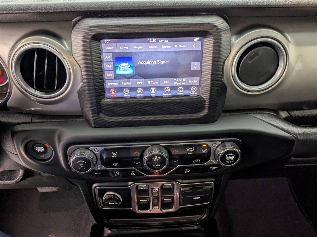 Certified 2020 Jeep Wrangler Unlimited Sahara image 23