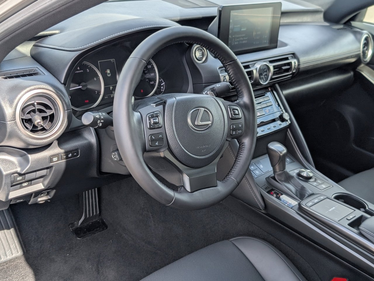 Used 2022 Lexus IS 300 w/ Premium Package image 14